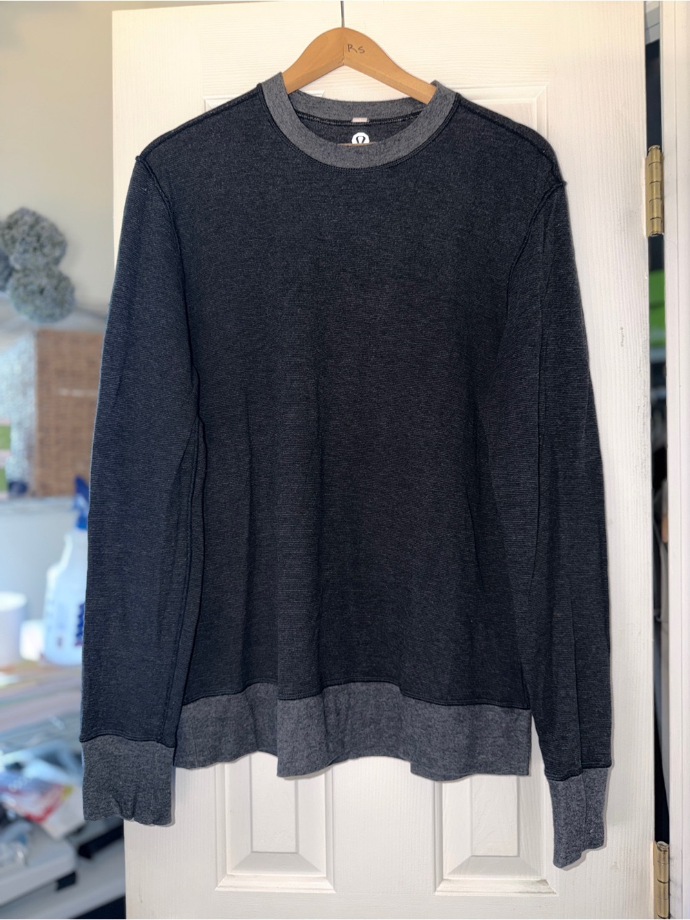 Lululemon Men's Charcoal Crewneck Long-Sleeve Shirt - Classic Comfort M